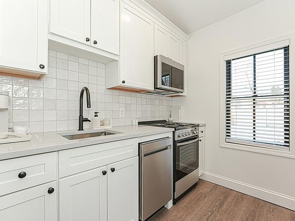 4th image of 38 Exchange St #1/2