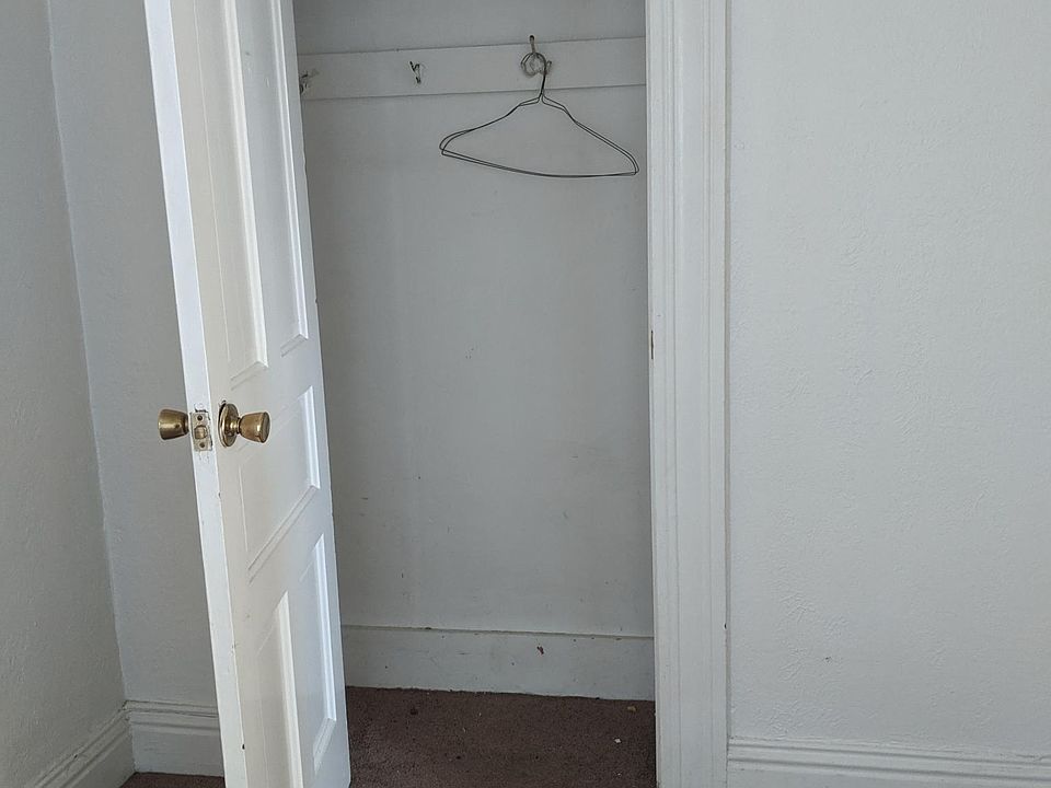 1st image of 212 S 5th St APT E