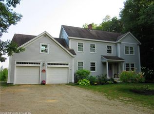 25 Palmer Ln, Topsham, ME 04086