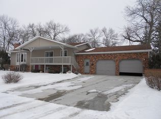 57782 740th St, Jackson, MN 56143