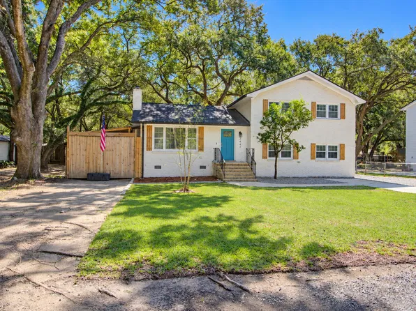 2447 Marina Rd, Wadmalaw Island, SC 29487