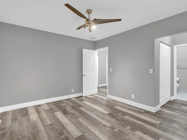 8909 NW 28th Dr #32B — Photo 25