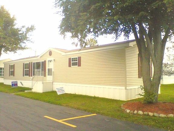 5th image of 70 Jenny Ln
