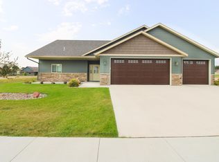 306 15th St N, Cold Spring, MN 56320