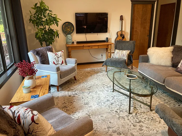 635 Via Casa #A — Photo 3