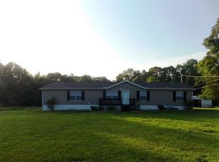 1700 Old Dresden Hwy, Paris, TN 38242