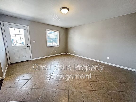 2nd image of 415 E Church St APT 6