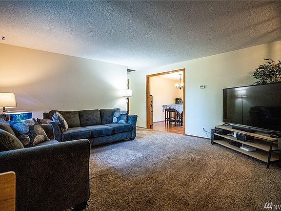 2nd image of 6527 Alder Glen Dr SE