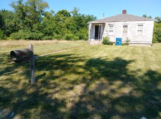 2061 Matthews Pl, Gary, IN 46406
