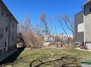 1120 E Kane Pl, Milwaukee, WI 53202