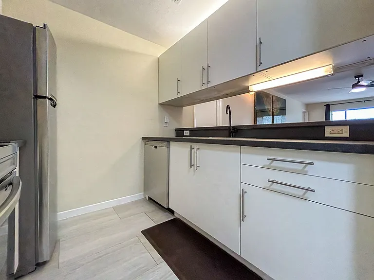 3800 SW 20th Ave #511B — Photo 8