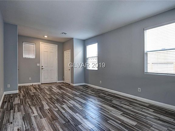 3rd image of 769 Anacapri St