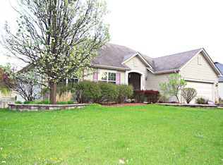 1795 Diamond Creek Ln, Aurora, IL 60503
