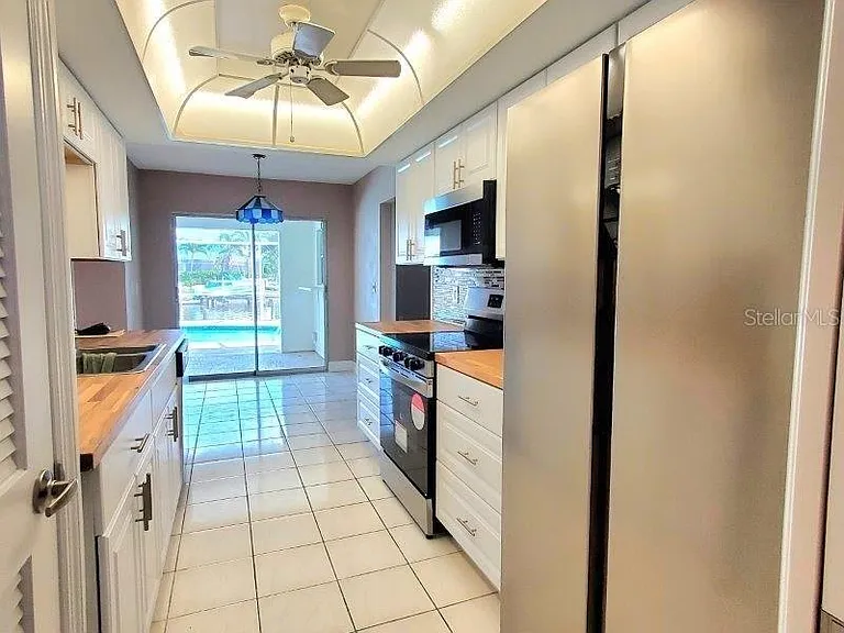 910 Santa Brigida Ct — Photo 10
