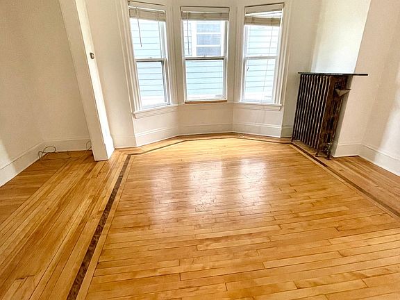5th image of 3446 Grand Ave S Unit 1