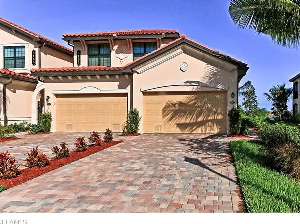 3165 Aviamar Cir #512, Naples, FL 34114