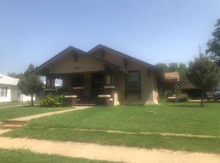 509 E McHarg St, Stamford, TX 79553