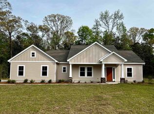 115 Getaway Ln, Crawfordville, FL 32327