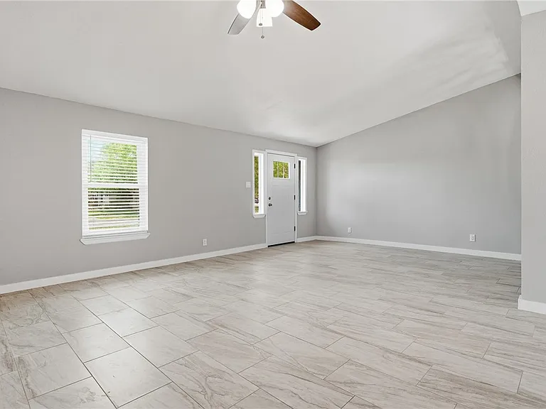 103 Magnolia Pl — Photo 8