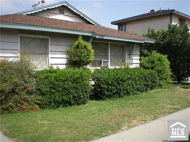 1st image of 10939 Cassina Ave