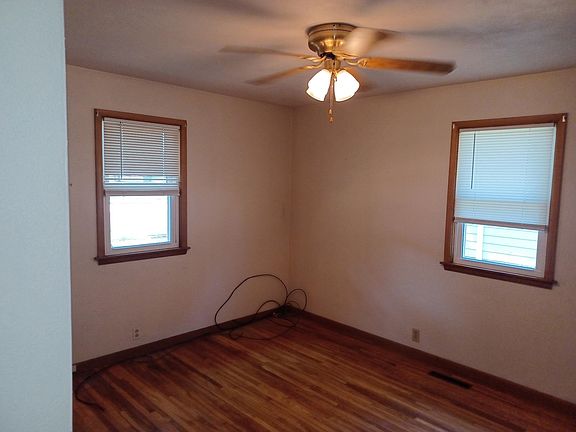 4th image of 1109 8th St