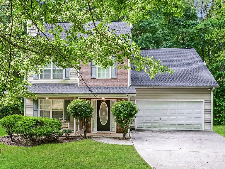 210 Signet Ct — Photo 1