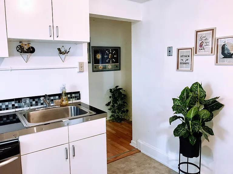 320 S Mathilda St #3 — Photo 2