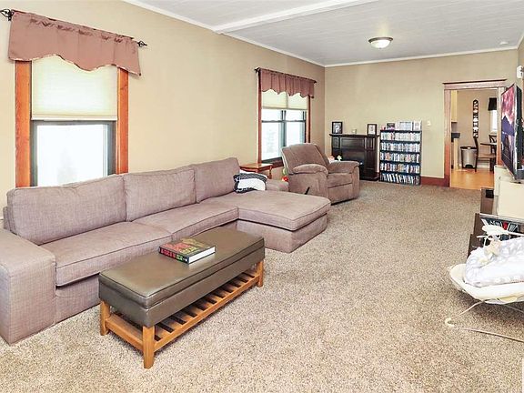 3rd image of 2712 Dodge Ave #109