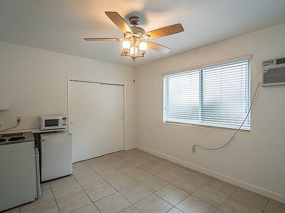 5th image of 7130 Carlyle Ave APT 4A