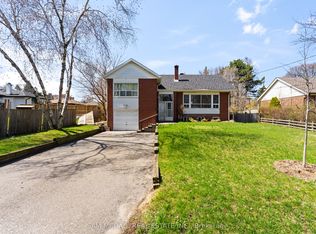 1821 Christopher Rd, Mississauga, ON L5J2K7