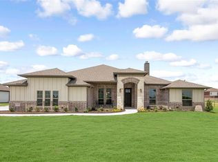 1406 Oliver Creek Rd, Justin, TX 76247