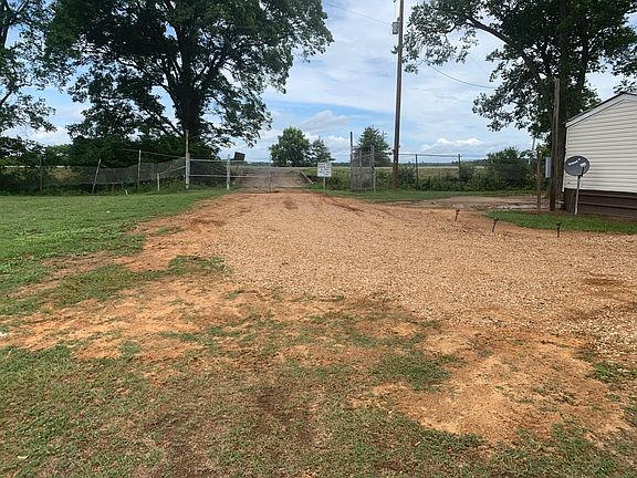 Entrance gate property