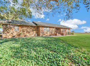 19597 E 1140th Rd, Elk City, OK 73644