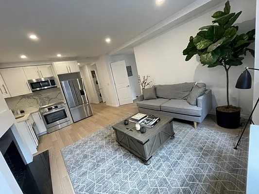 Rented by The Dermot Realty Management Company | media 16