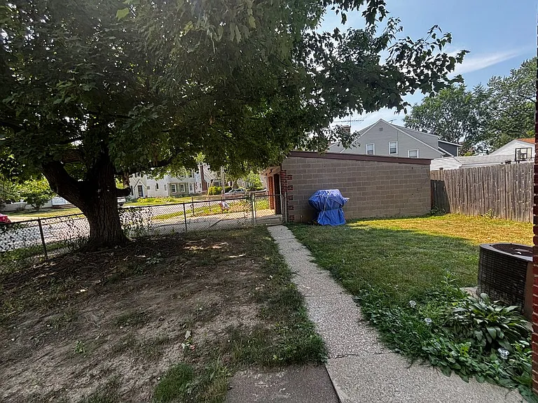 3614 Warren Rd — Photo 6