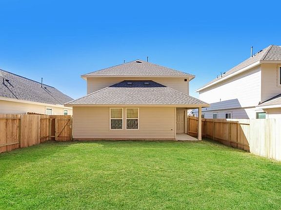 3rd image of 14036 Lahontan Dr