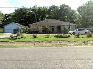 1407 S 1st St, Conroe, TX 77301