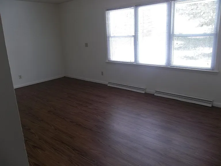 4458 S Crawford Rd #UPPER LEVEL — Photo 15