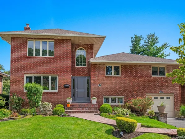 114 Seaman Road, Jericho, NY 11753