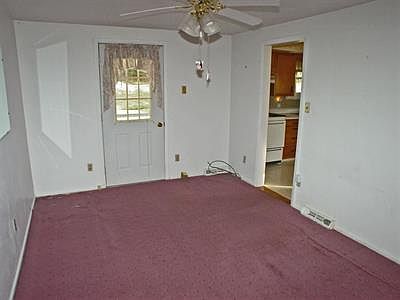 4th image of 283 Old Colliers Way