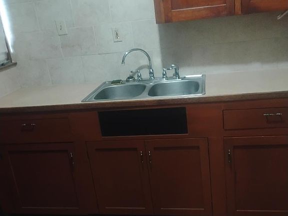 3rd image of 2704 4th St NW Unit 1