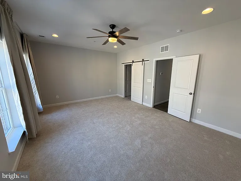 620 Leigh Way — Photo 14