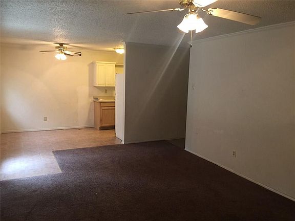 4th image of 1231 Hillwood Dr