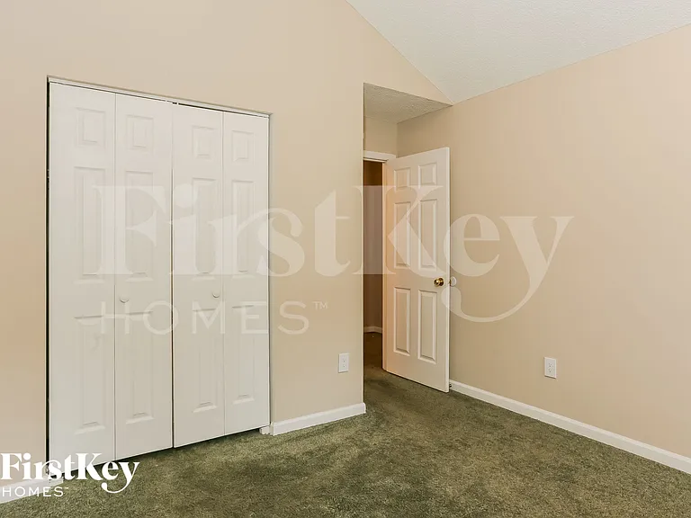 993 Cherry Laurel Dr — Photo 14