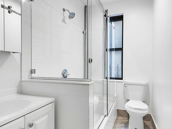 3rd image of 61 Tiemann Pl #31