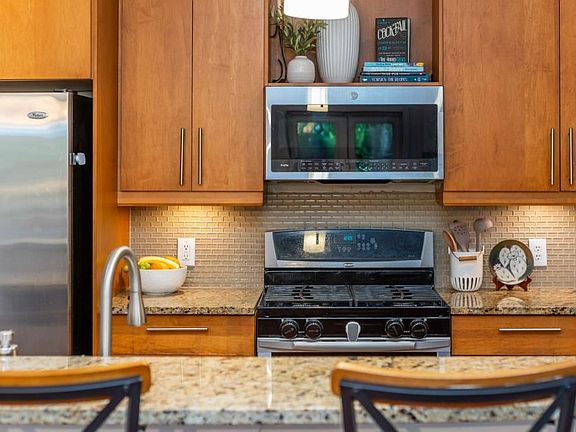 5th image of 870 Inman Village Pkwy NE APT 201