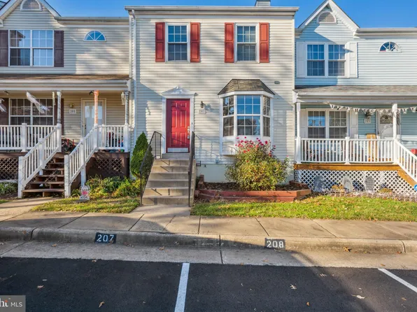 207 Westminster Ln #117, Stafford, VA 22556