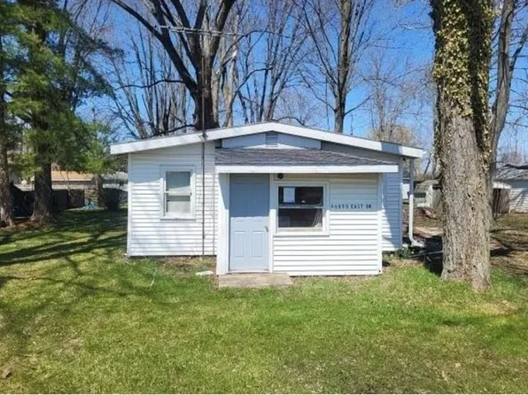 46800 East Dr, Decatur, MI 49045