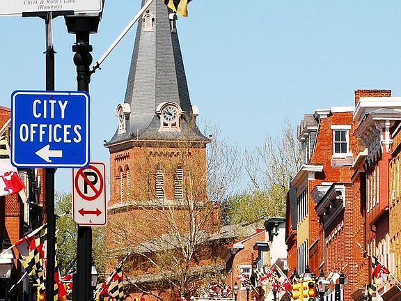 Walk to Annapolis Historic District