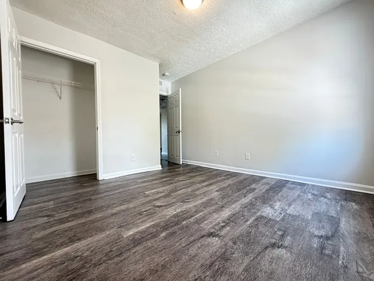 Jacobs Landing Apartments — Photo 15